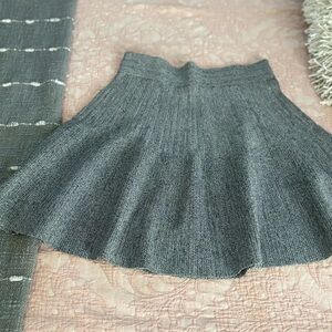 Club‎ Monaco Charcoal Skater Skirt size XS grey sweater skirt flare waist 26 in
